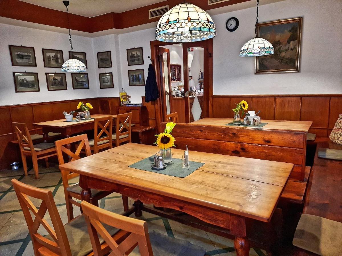 Gasthof Mang Ybbs an der Donau Extérieur photo
