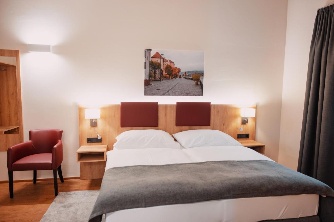 Gasthof Mang Ybbs an der Donau Extérieur photo