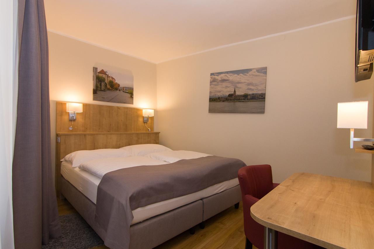 Gasthof Mang Ybbs an der Donau Extérieur photo