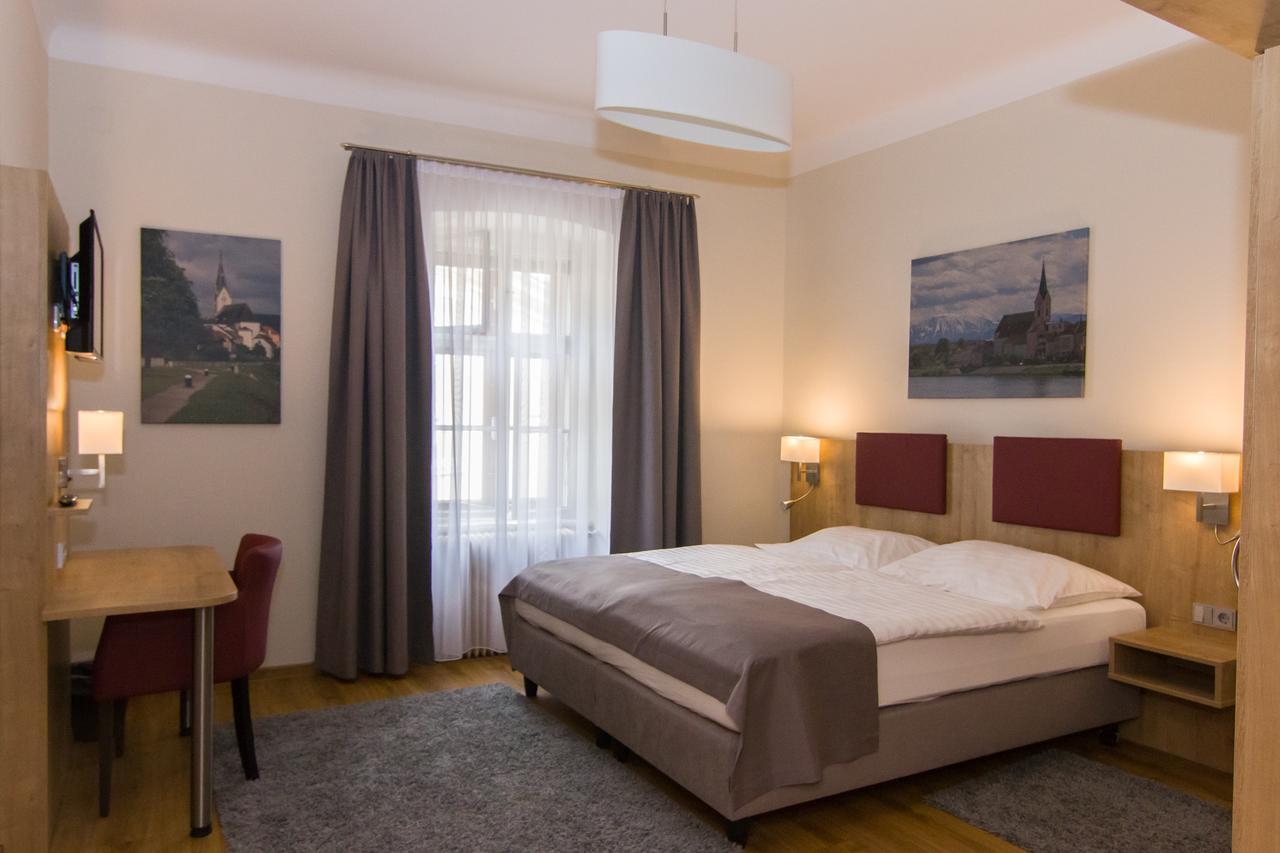 Gasthof Mang Ybbs an der Donau Extérieur photo
